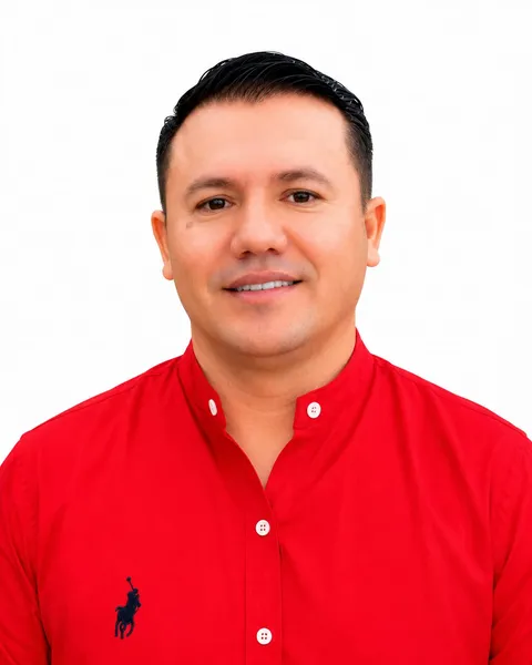 Marcelo León, candidato a concejal urbano